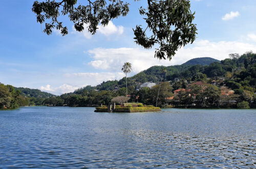 View of Kandy lake
