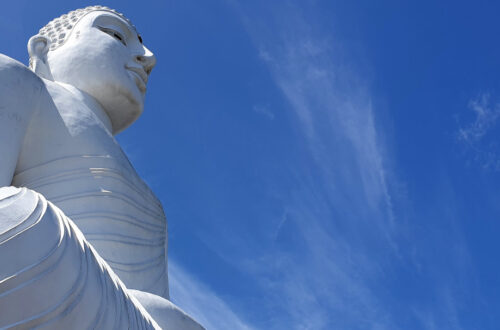 Bahirawakanda Vihara Buddha statue