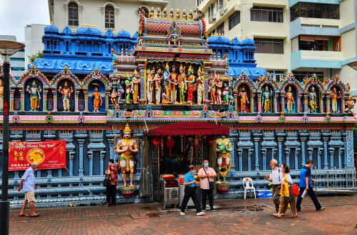 It is also referred to as Bugis Hindu Temple.